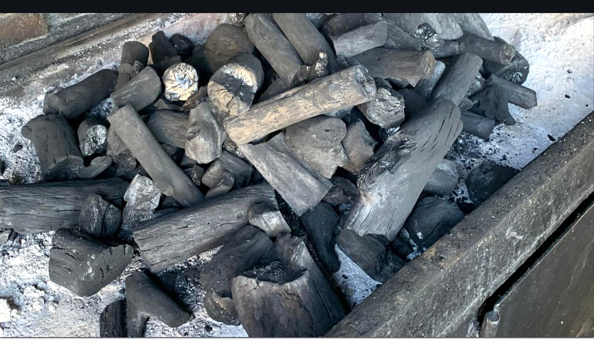 Carbones Otzarreta - Carbón marabú cubano y carbón de encina en Gipuzkoa