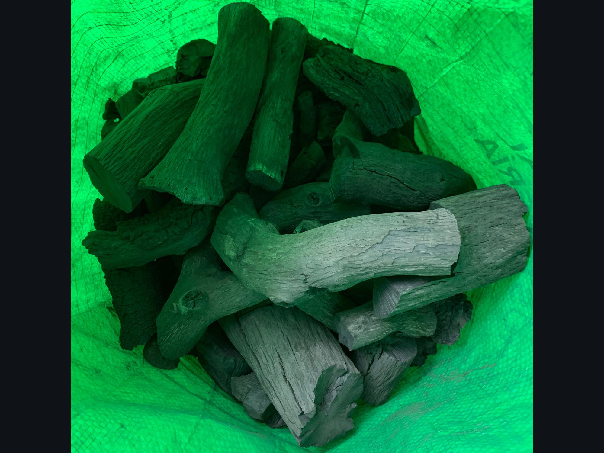 Carbones Otzarreta - Carbón marabú cubano y carbón de encina en Gipuzkoa